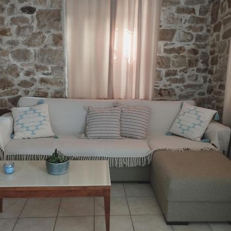 Ferienwohnung Το Πέτρινο Aitoliko Zimmer foto
